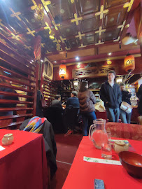 Atmosphère du Restaurant japonais Restaurant Ogoura à Paris - n°12