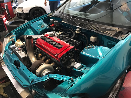 Car Repair and Maintenance «Jr. Auto Repair», reviews and photos, 8243 Narcoossee Park Dr #400, Orlando, FL 32822, USA