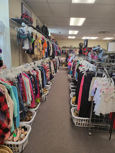 Consignment Shop «Body Expressions Consignment», reviews and photos, 102 W 5th St, Chaska, MN 55318, USA