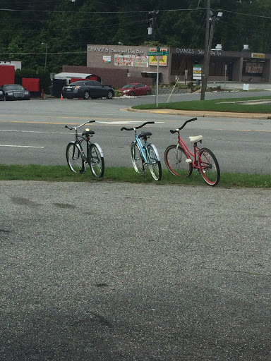 Bicycle Store «Higgins Cycle Shop», reviews and photos, 2420 Battleground Ave, Greensboro, NC 27408, USA
