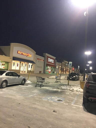 Office Supply Store «Staples», reviews and photos, 541B Lincoln St, Worcester, MA 01604, USA