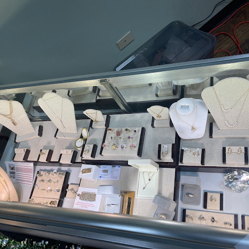 Pawn Shop «All Star Jewelry and Pawn», reviews and photos, 7949 Ogden Ave, Lyons, IL 60534, USA