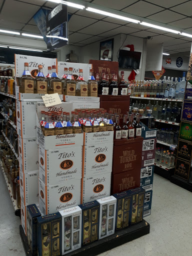 Liquor Store «Vette City Liquors», reviews and photos, 3018 Louisville Rd, Bowling Green, KY 42101, USA