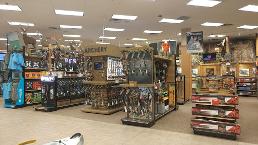 Sporting Goods Store «SCHEELS», reviews and photos, 2800 S Columbia Rd, Grand Forks, ND 58201, USA