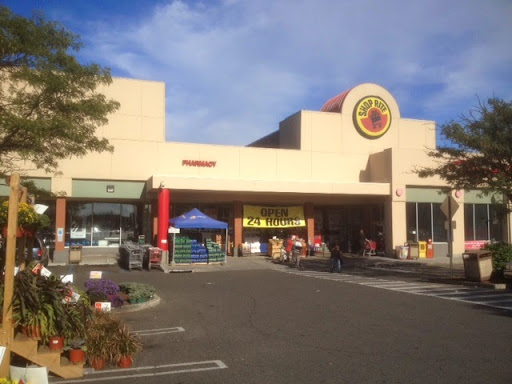 Grocery Store «ShopRite of Elizabeth», reviews and photos, 865 W Grand St, Elizabeth, NJ 07202, USA