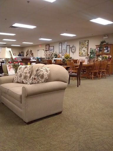 Furniture Store «Raymour & Flanigan Furniture and Mattress Store», reviews and photos, 1450 Clements Bridge Rd, Deptford Township, NJ 08096, USA