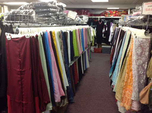 Clothing Store «Al-Minar Books & Islamic Fashion», reviews and photos, 5218-20 Chestnut St, Philadelphia, PA 19139, USA