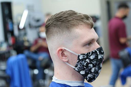 Barber Shop «4 Gentlemen Barbershop», reviews and photos, 12789 Waterford Lakes Pkwy #4, Orlando, FL 32828, USA