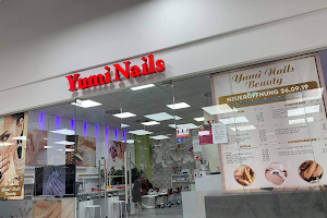 Yumi Nails Beauty image