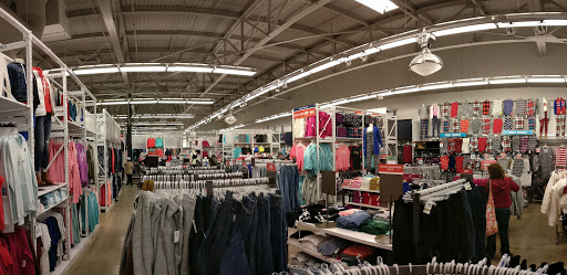 Clothing Store «Old Navy», reviews and photos, 1172 Great Mall Dr, Milpitas, CA 95035, USA