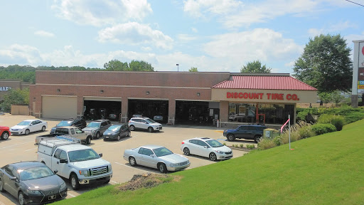 Tire Shop «Discount Tire Store - Woodstock, GA», reviews and photos, 160 Woodstock Square Ave, Woodstock, GA 30189, USA