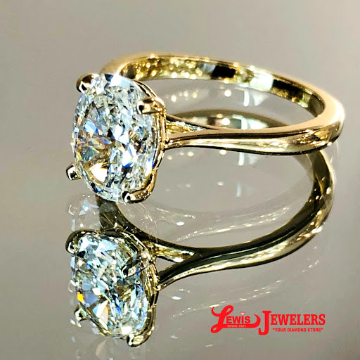 Jewelry Store «Lewis Jewelers», reviews and photos, 2000 W Stadium Blvd, Ann Arbor, MI 48103, USA