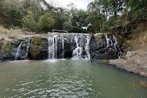 Cachoeira do Salto de Braçanã image