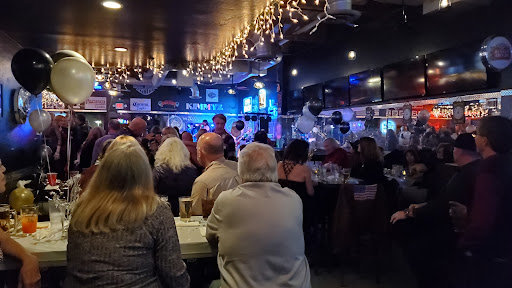Bar & Grill «Kimmyz On Greenway Rock & Roll Bar & Grill», reviews and photos, 5930 W Greenway Rd, Glendale, AZ 85306, USA