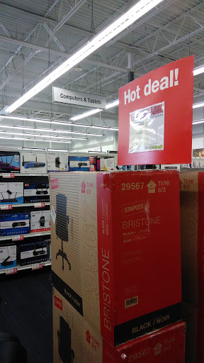 Office Supply Store «Staples», reviews and photos, 1595 Palm Bay Rd NE, Palm Bay, FL 32905, USA