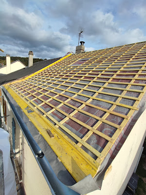 A.Robba Couverture, couvreur pose de vélux rénovation réparation démoussage toiture Rouen à Rouen