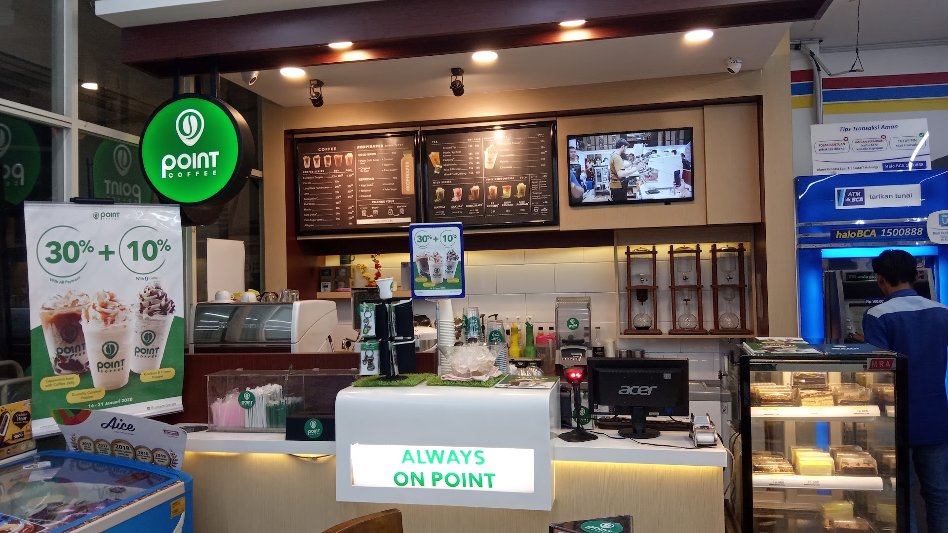 Point Cafe Rest Area Km 86a Photo