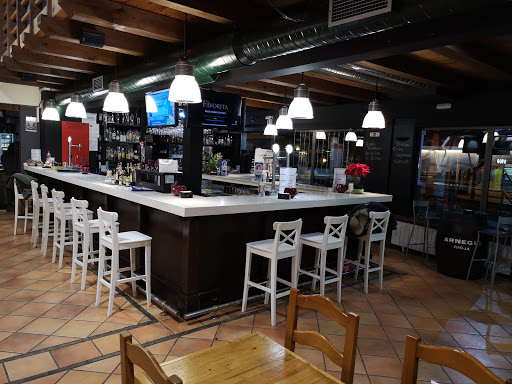 Información y opiniones sobre Telesilla's Burger de Sierra Nevada