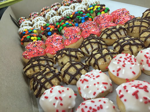 Donut Shop «Daylight Donuts Supershop», reviews and photos, 3121 S Yale Ave, Tulsa, OK 74135, USA