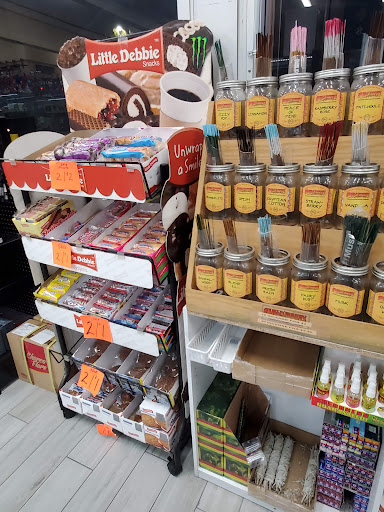 Tobacco Shop «2 Way Smoke Shop», reviews and photos, 7422 N 51st Ave, Glendale, AZ 85301, USA