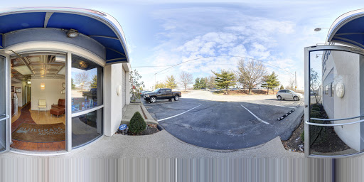 Auto Body Shop «Blue Grass Auto Body Inc», reviews and photos, 1040 W High St, Lexington, KY 40508, USA