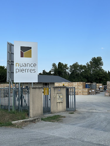 Magasin de carrelage Nuance Pierres Noves