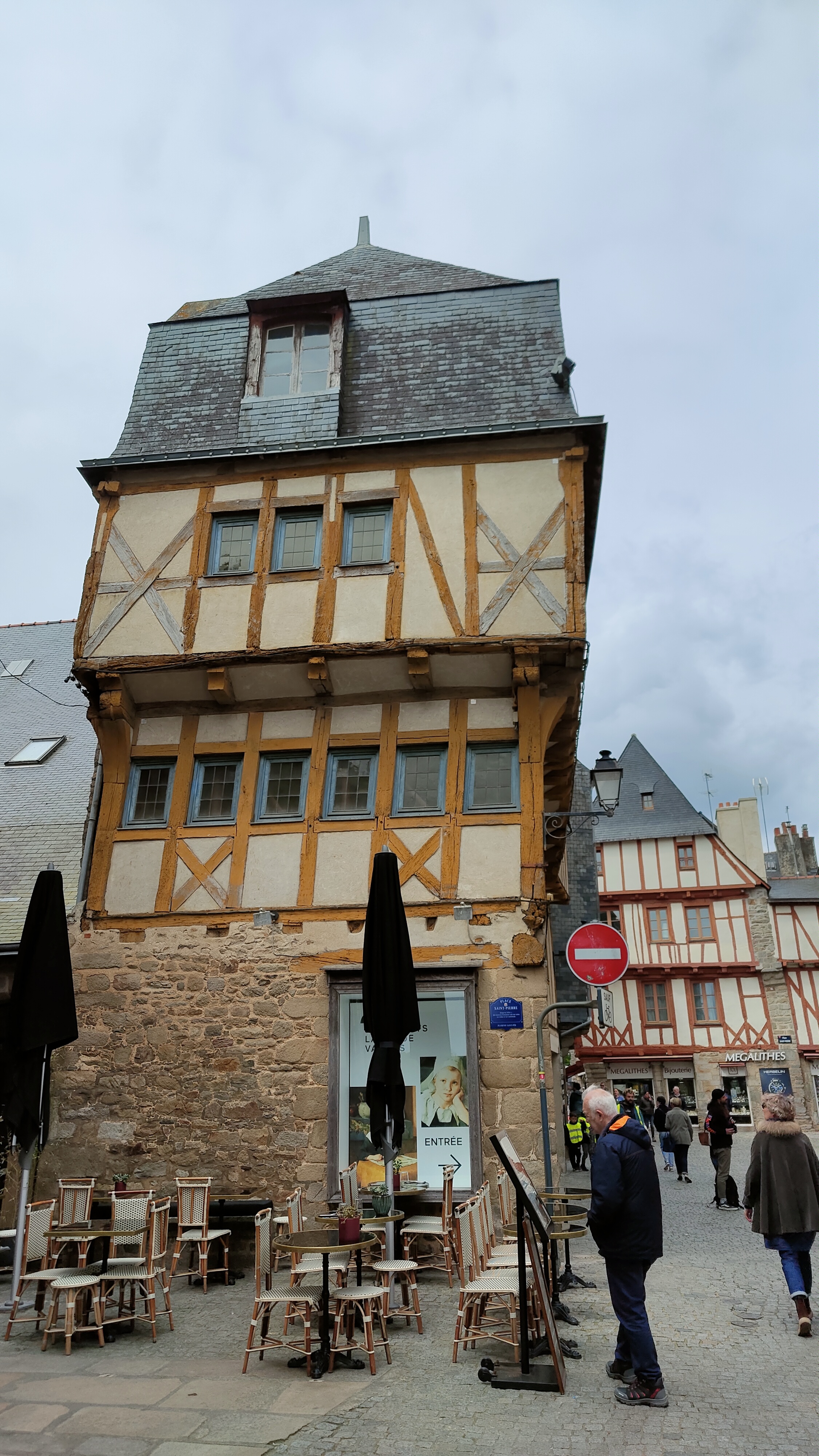 Photo n° 4 de l'avis de Régis.a fait le 25/04/2023 à 21:21