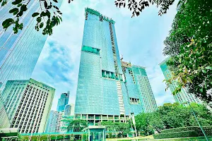 Park Central Towers image