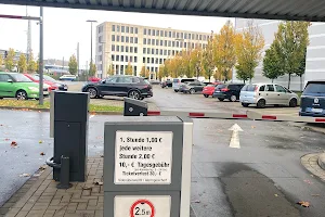 Parkplatz Post/Hauptbahnhof image