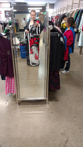 Thrift Store «Goodwill of Silicon Valley», reviews and photos, 1125 S De Anza Blvd, San Jose, CA 95129, USA