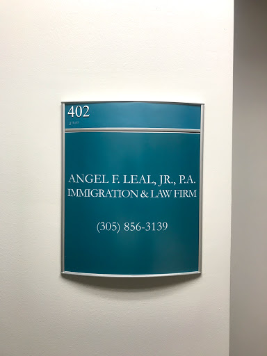 Attorney «Angel F. Leal, Jr., P.A.», reviews and photos