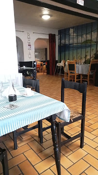 Atmosphère du Restaurant portugais Les Saveurs du Portugal à La Fare-les-Oliviers - n°6