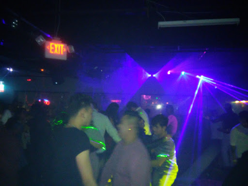 Night Club «Caza Nightclub», reviews and photos, 2526 Hillsborough St #301, Raleigh, NC 27607, USA