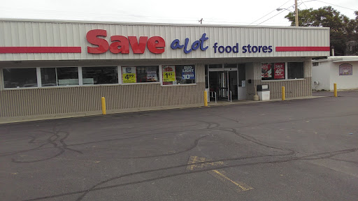 Grocery Store «Save-A-Lot», reviews and photos, 115 W McArthur St, Corunna, MI 48817, USA