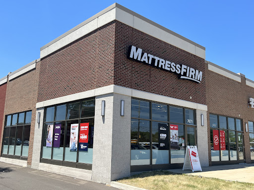 Mattress Firm Central Wayne Plaza image 1