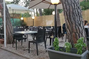 Il Poggetto Ristorante Trasferito al Caravanserraglio Montemorello image