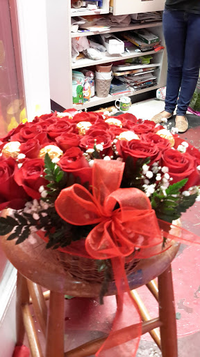 Florist «HOUSE OF BUTTERFLIES FLORIST», reviews and photos, 1303 W Buckingham Rd #109, Garland, TX 75040, USA