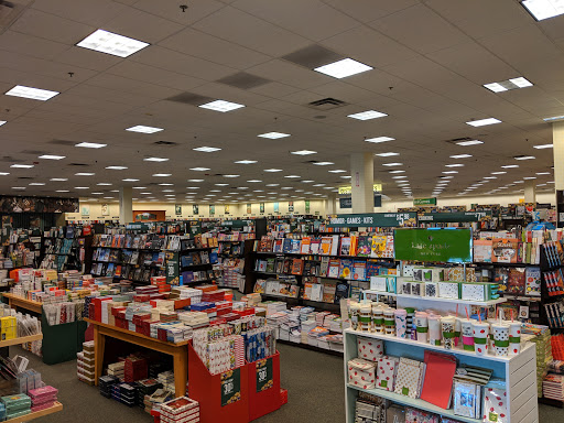 Barnes & Noble