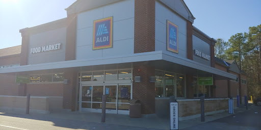 Supermarket «ALDI», reviews and photos, 11100 Iron Bridge Rd, Chester, VA 23831, USA