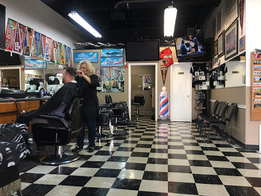 Barber Shop «Executive Barber Shop», reviews and photos, 2014 Northpark Dr, Kingwood, TX 77339, USA