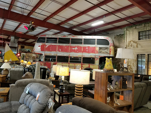 Furniture Store «Hometown Furniture Center», reviews and photos, 2665 S Santiam Hwy, Lebanon, OR 97355, USA