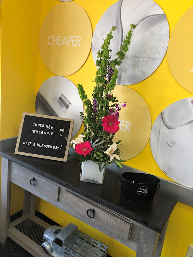 Dry Cleaner «ZIPS Dry Cleaners», reviews and photos, 3011 Columbia Ave, Lancaster, PA 17603, USA