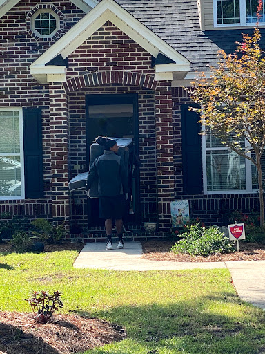 Moving and Storage Service «Two Men and a Truck», reviews and photos, 1953 W Evans St, Florence, SC 29501, USA