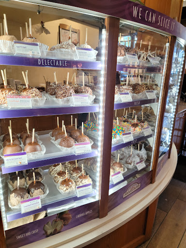 Chocolate Shop «Rocky Mountain Chocolate Factory», reviews and photos, 1419 1st Ave, Seattle, WA 98101, USA