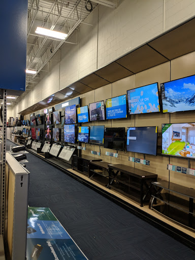 Electronics Store «Best Buy», reviews and photos, 700 N Edwards Blvd, Lake Geneva, WI 53147, USA
