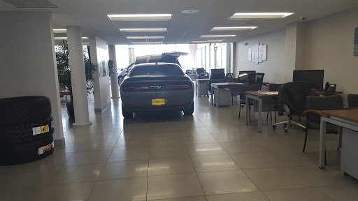 Used Car Dealer «Mac Haik Chrysler Dodge Jeep Ram», reviews and photos, 12111 Katy Fwy, Houston, TX 77079, USA