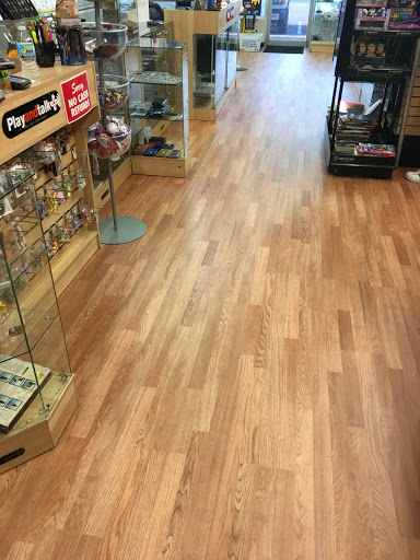 Video Game Store «Play And Talk Retro Video Games Iphone Repair», reviews and photos, 4693 Airport Blvd #130, Mobile, AL 36608, USA