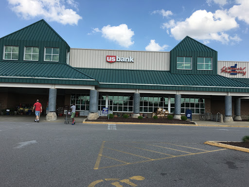 Grocery Store «Schnucks», reviews and photos, 2222 Troy Rd, Edwardsville, IL 62025, USA