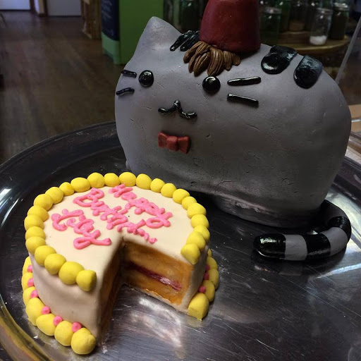 Market «Kickshaws Downtown Market», reviews and photos, 101 William St, Fredericksburg, VA 22401, USA