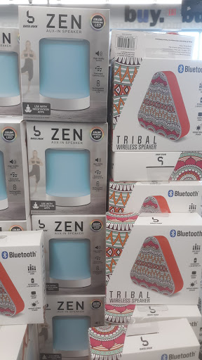 Variety Store «Five Below», reviews and photos, 3269 Donnell Dr, District Heights, MD 20747, USA